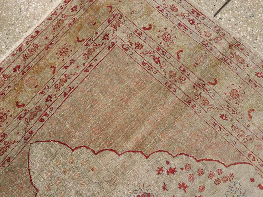 Antique Turkish Herekeh Silk Rug, No.12472 - Gss