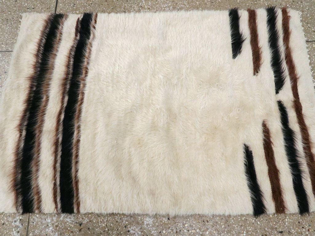 Vintage Turkish Mohair Rug, No.12573 - Gss