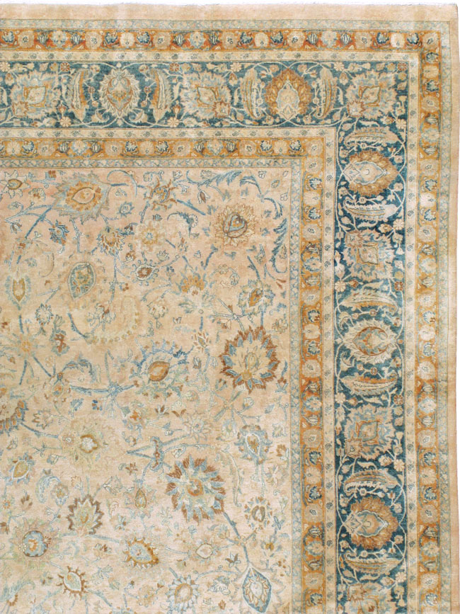 Antique Persian Mashad Rug, No.12731 - Gss