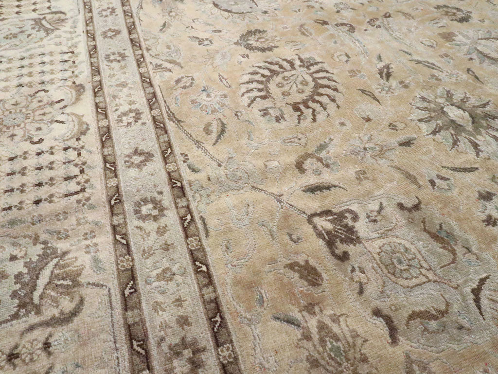 Antique Persian Tabriz Rug, No.12777 - Gss