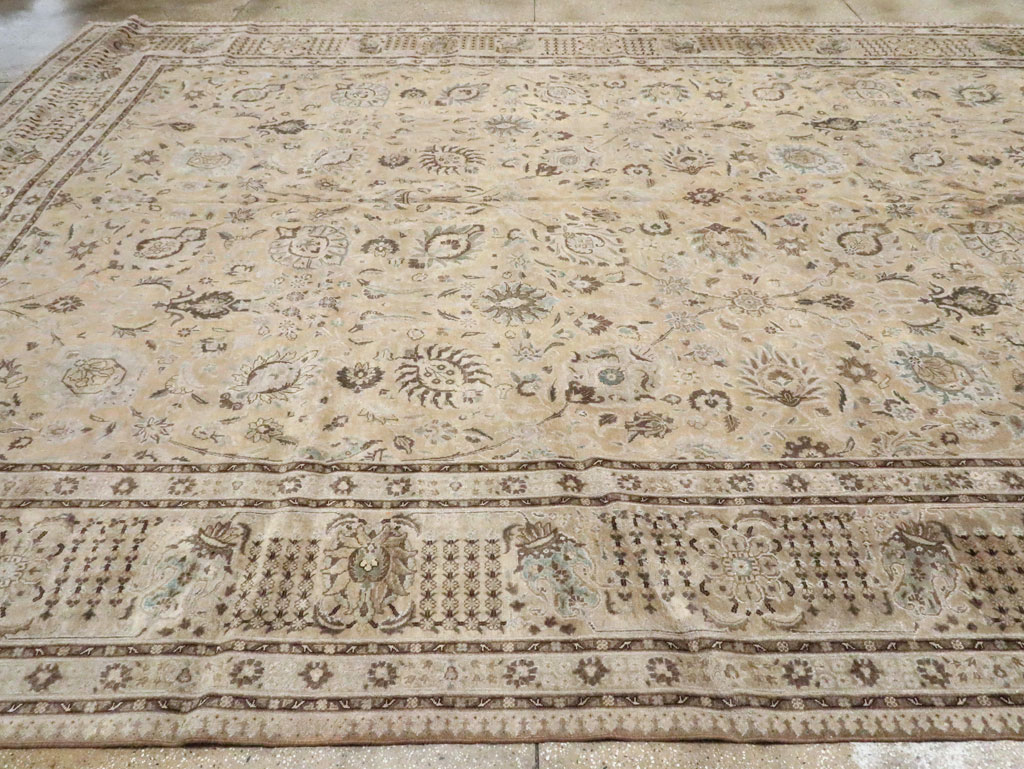 Antique Persian Tabriz Rug, No.12777 - Gss