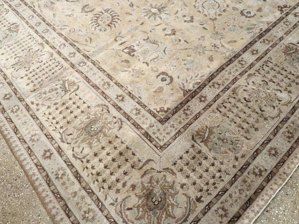 Antique Persian Tabriz Rug, No.12777 - Gss