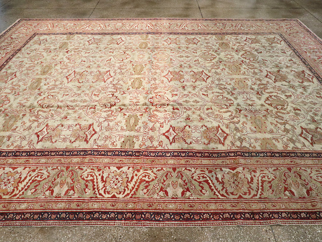 Antique Persian Sultanabad Carpet, No.12940 - Gss