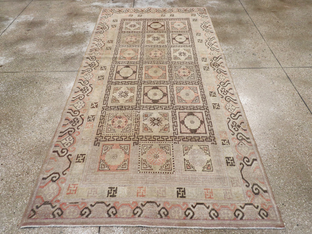 Antique East Turkestan Khotan Gallery Rug, No.13063 - Gss