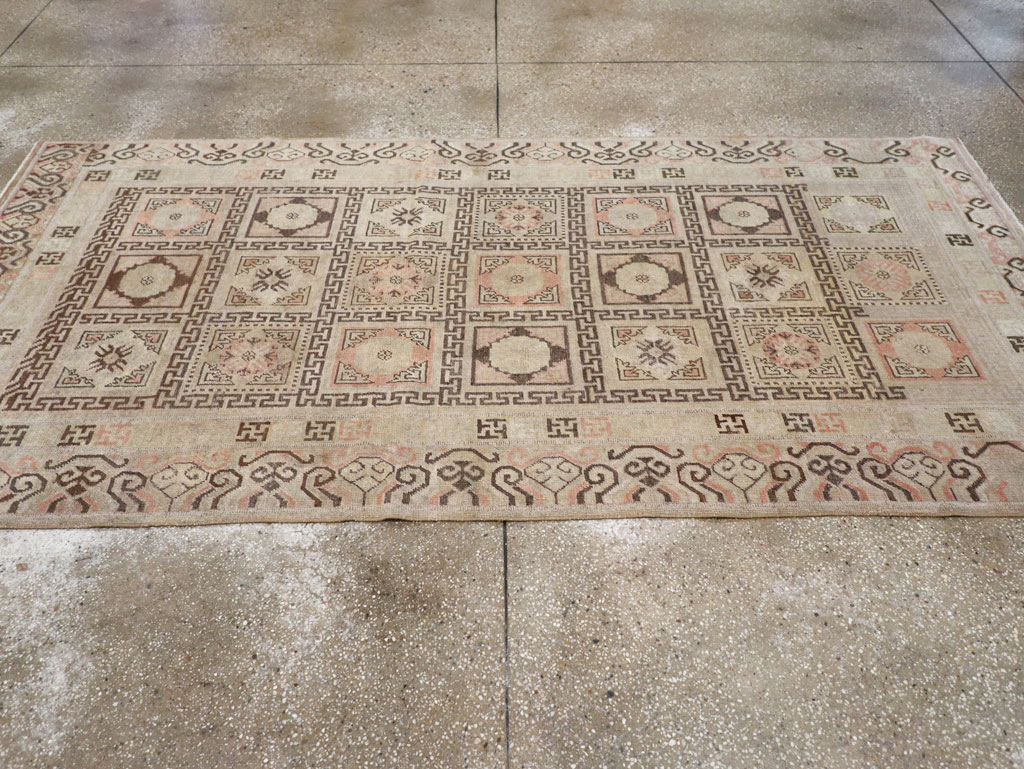 Antique East Turkestan Khotan Gallery Rug, No.13063 - Gss