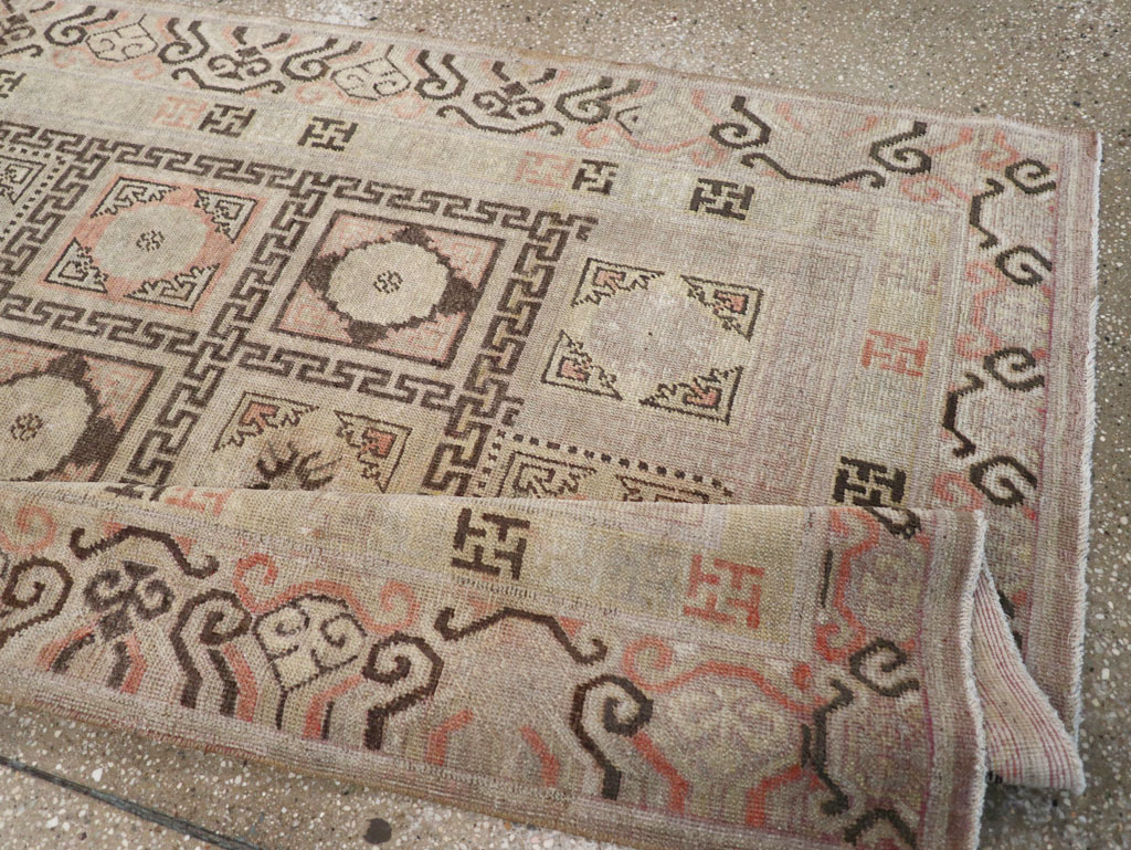 Antique East Turkestan Khotan Gallery Rug, No.13063 - Gss