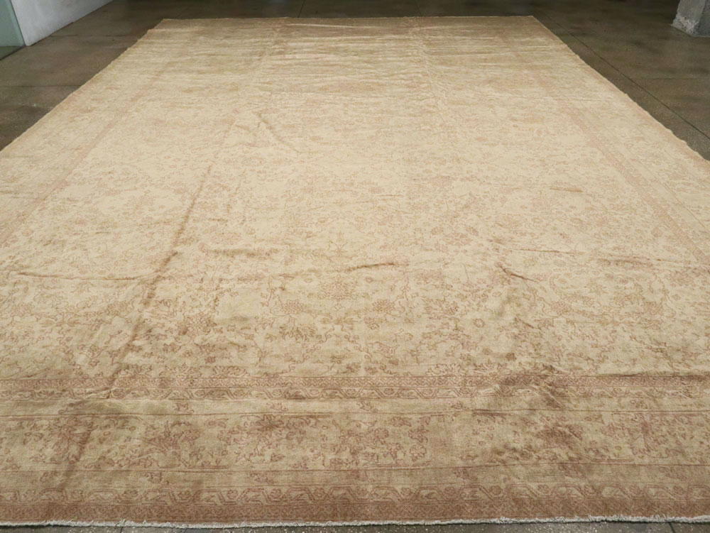 Vintage Turkish Sivas Rug, No.13075 - Gss