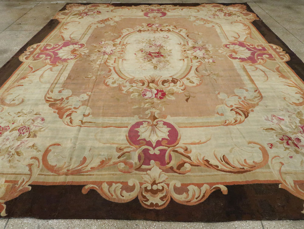 Antique French Aubusson Rug, No.13089 - Gss