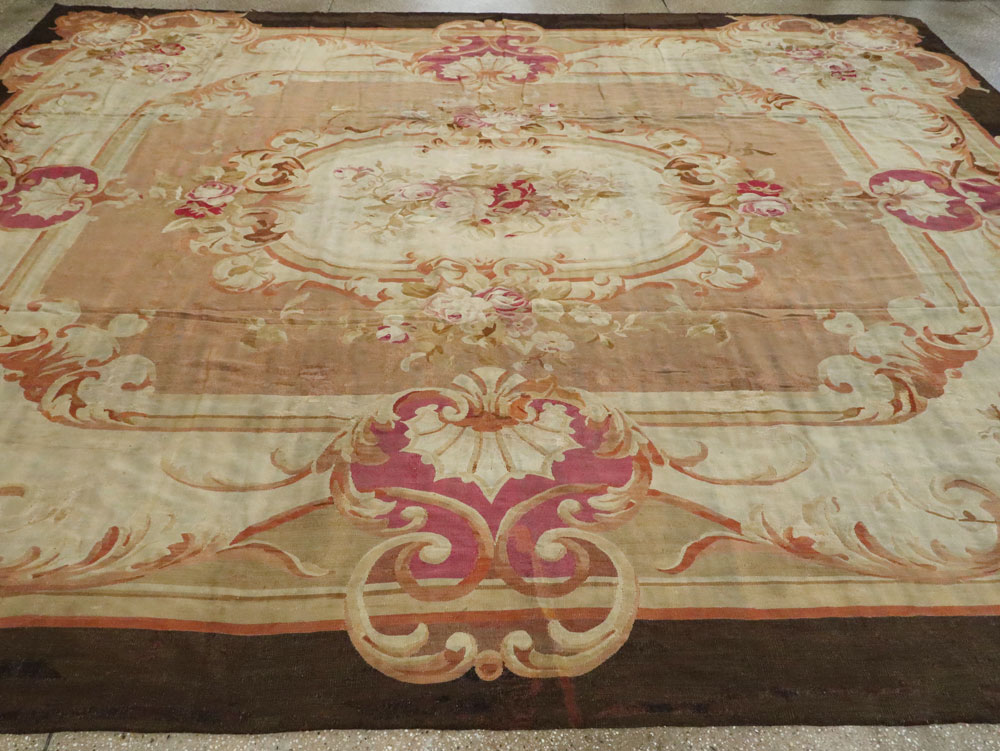 Antique French Aubusson Rug, No.13089 - Gss