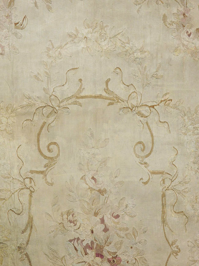 Antique French Aubusson Rug, No.13096 - Gss