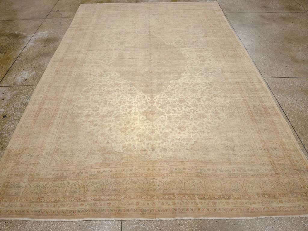 Antique Turkish Sivas Room Size Carpet, No.13203 - Gss