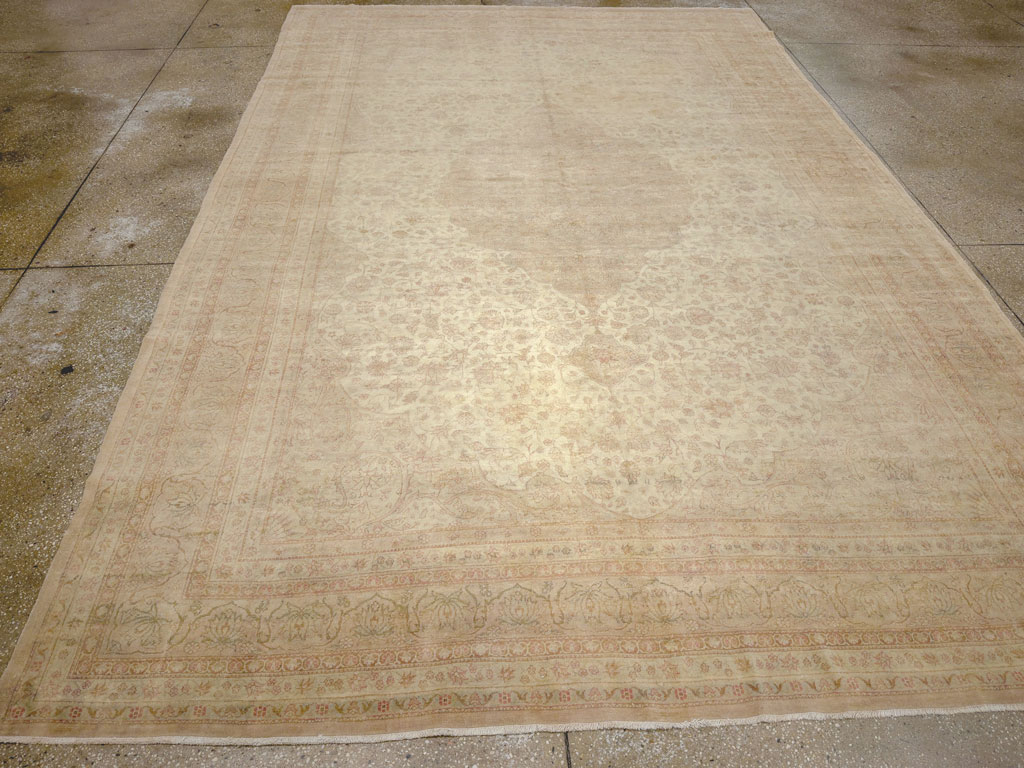 Antique Turkish Sivas Room Size Carpet, No.13203 - Gss