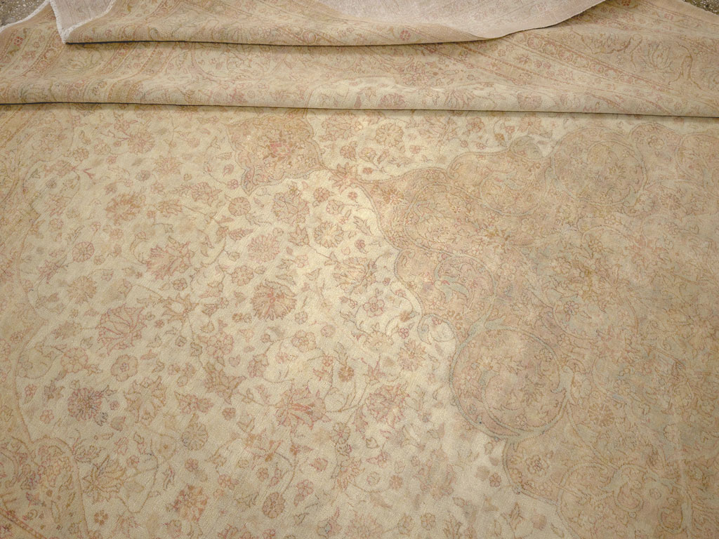 Antique Turkish Sivas Room Size Carpet, No.13203 - Gss