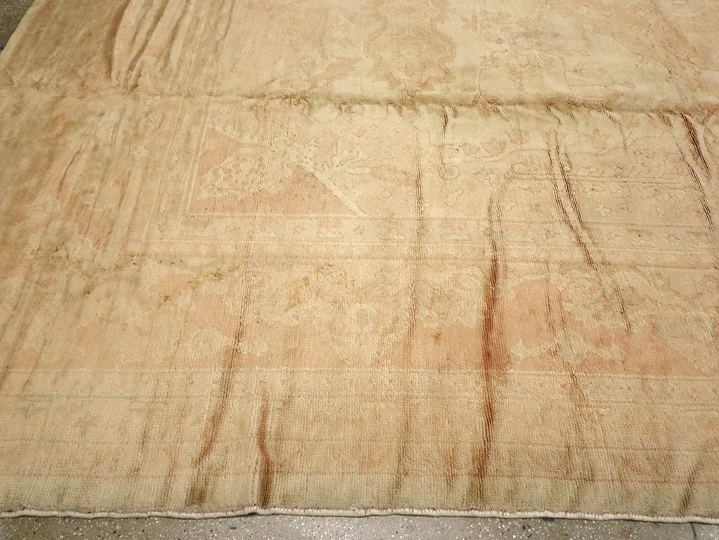 Antique European Oushak Carpet, No.13215 - Gss