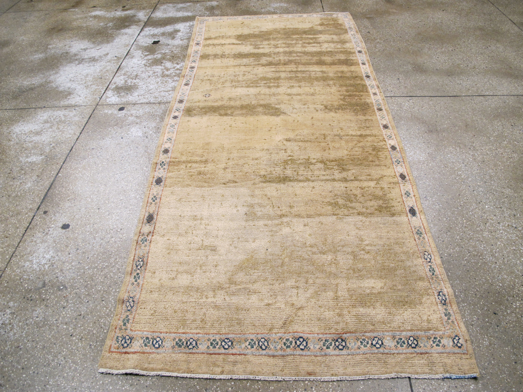 Antique Persian Mahal Rug, No.13272 - Gss