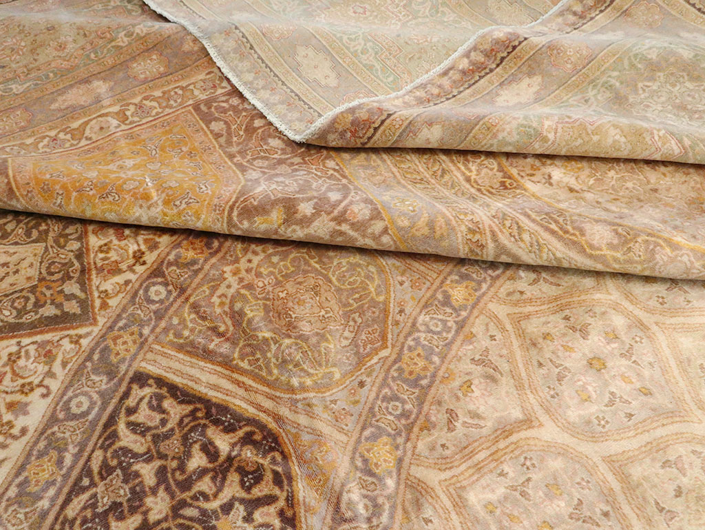 Vintage Persian Tabriz Carpet, No.13291 - Gss