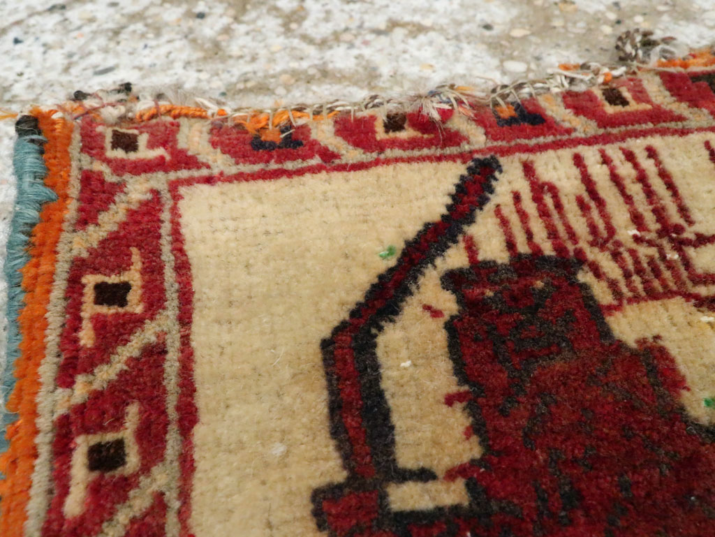 Vintage Shiraz Pictoral Rug, No.13302 - Gss
