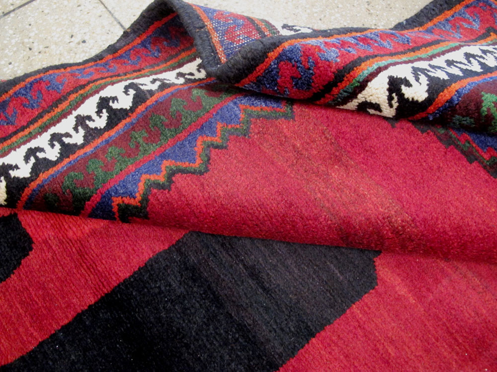 Vintage Shiraz Pictorial Rug, No.13322 - Gss