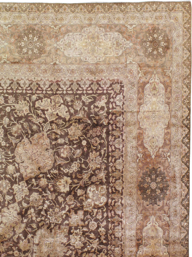 A Tabriz Carpet, No.13329 - Gss