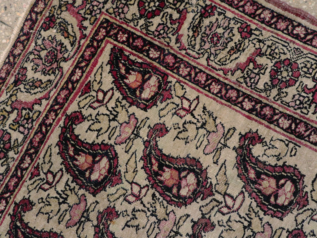 Antique Persian Lavar Kerman Rug, No.13384 - Gss