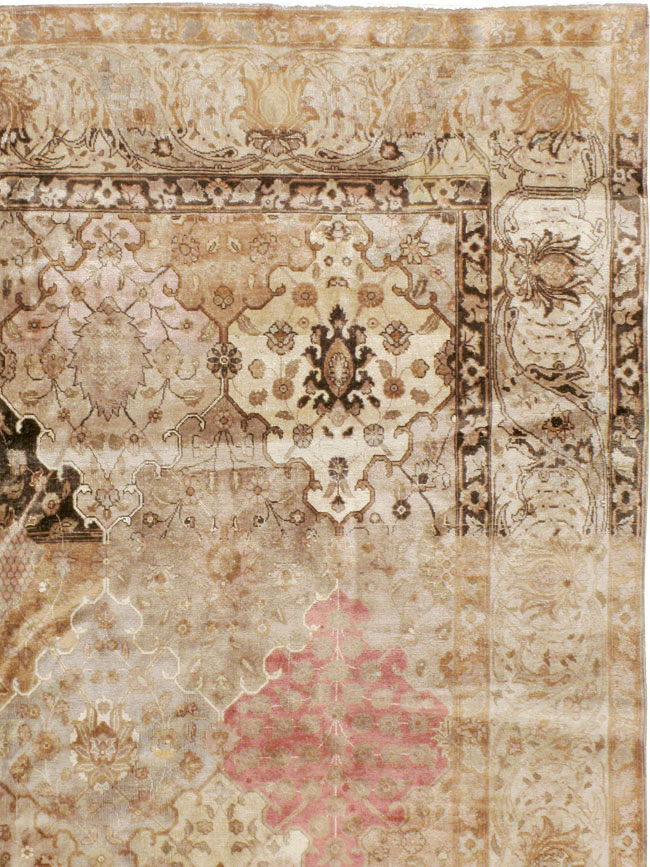 Antique Persian Tabriz Carpet, No.13411 - Gss