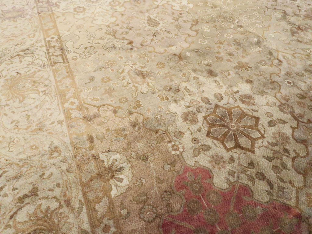 Antique Persian Tabriz Carpet, No.13411 - Gss