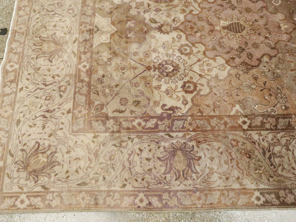 Antique Persian Tabriz Carpet, No.13411 - Gss