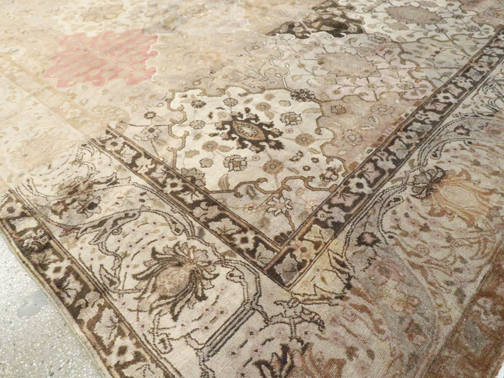 Antique Persian Tabriz Carpet, No.13411 - Gss