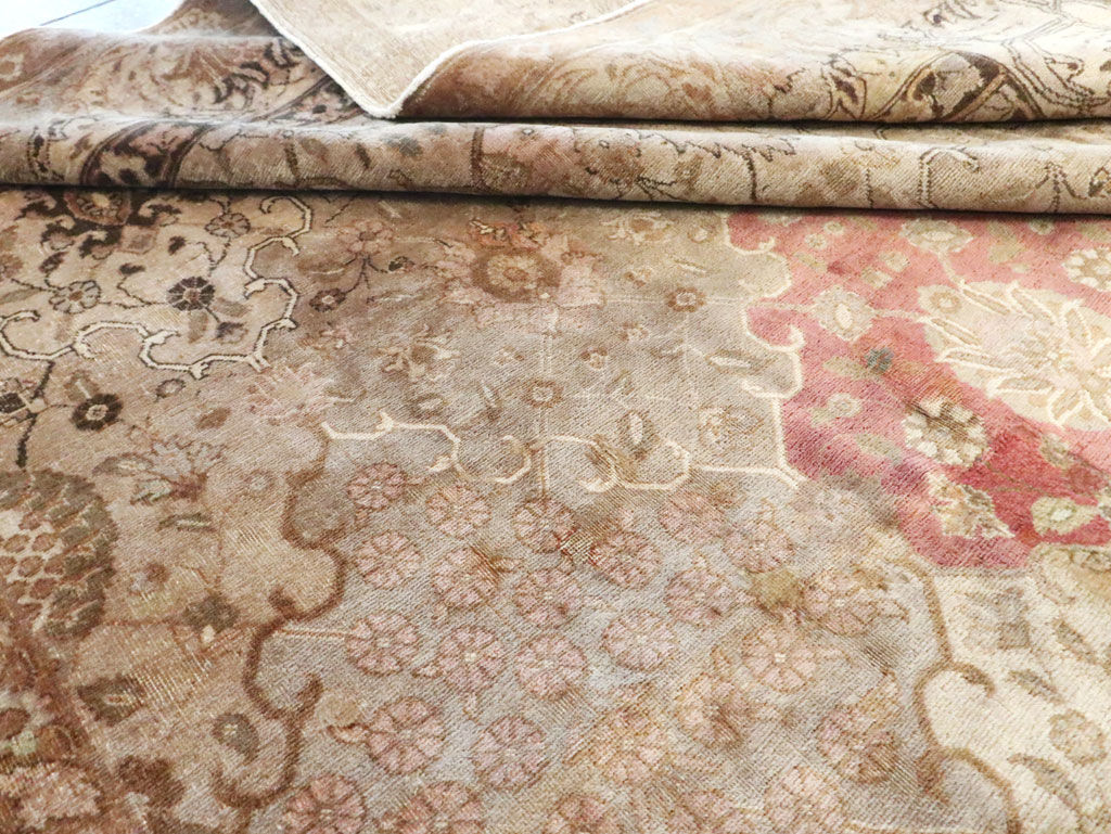 Antique Persian Tabriz Carpet, No.13411 - Gss