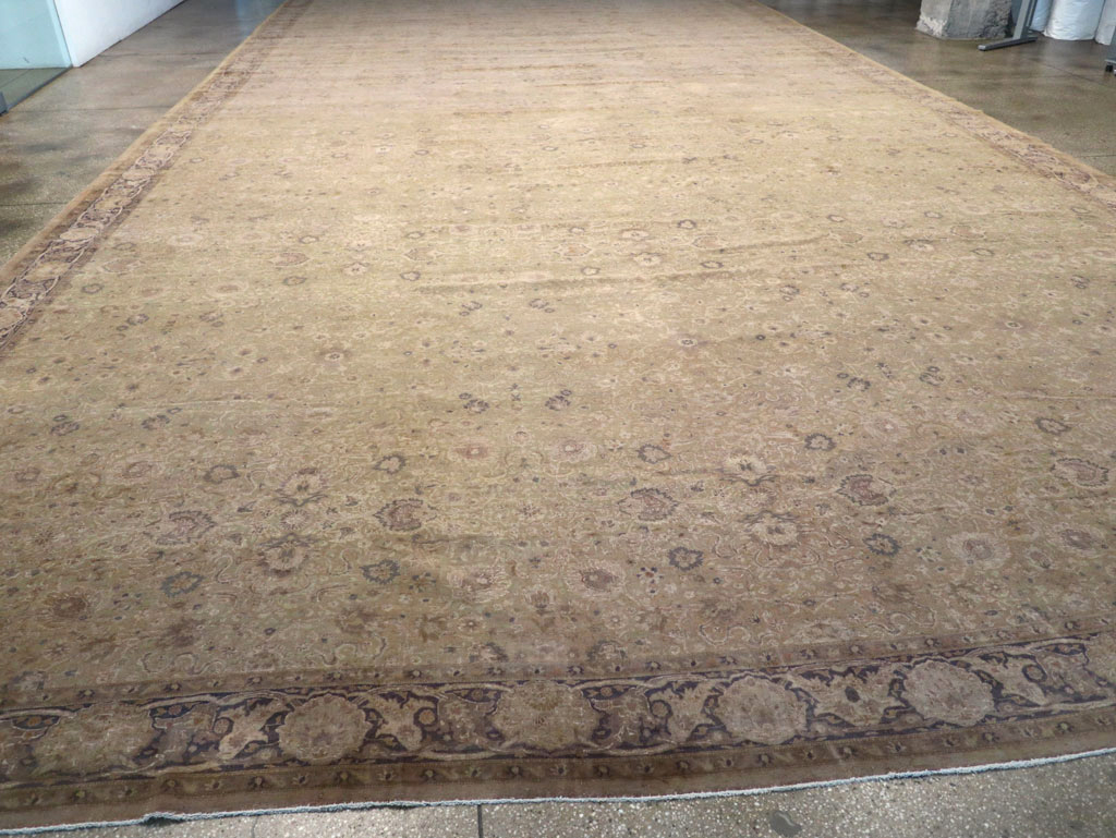 Antique Turkish Herekeh Oversize Carpet, No.13453 - Gss