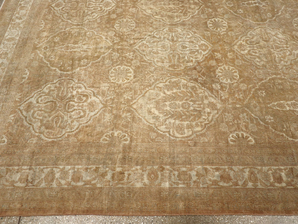 Antique Indian Agra Square Room Size Carpet, No.13455 - Gss