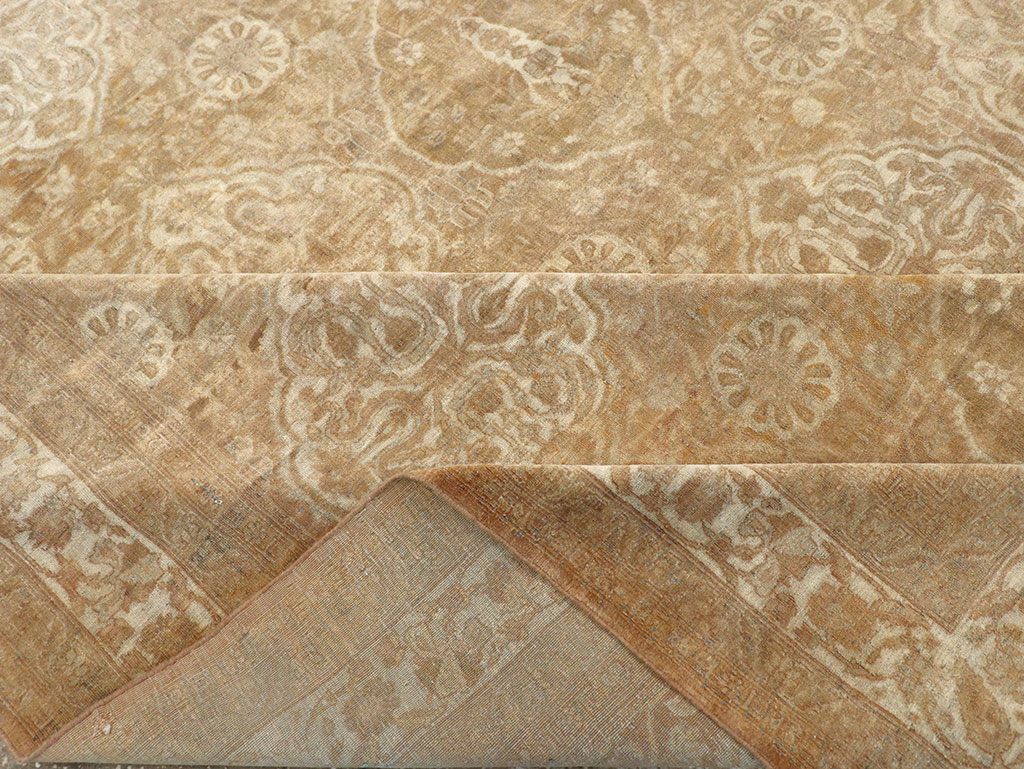 Antique Indian Agra Square Room Size Carpet, No.13455 - Gss