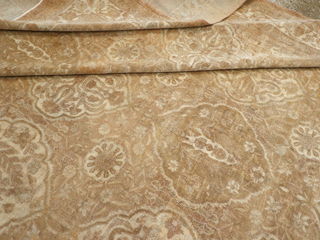 Antique Indian Agra Square Room Size Carpet, No.13455 - Gss