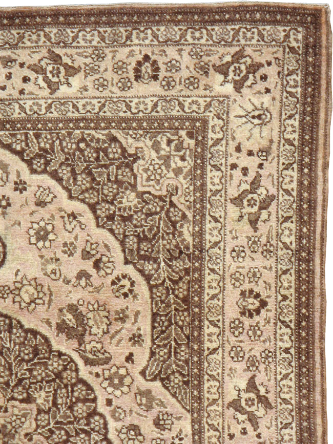 Antique Persian Tabriz Rug, No.13557 - Gss