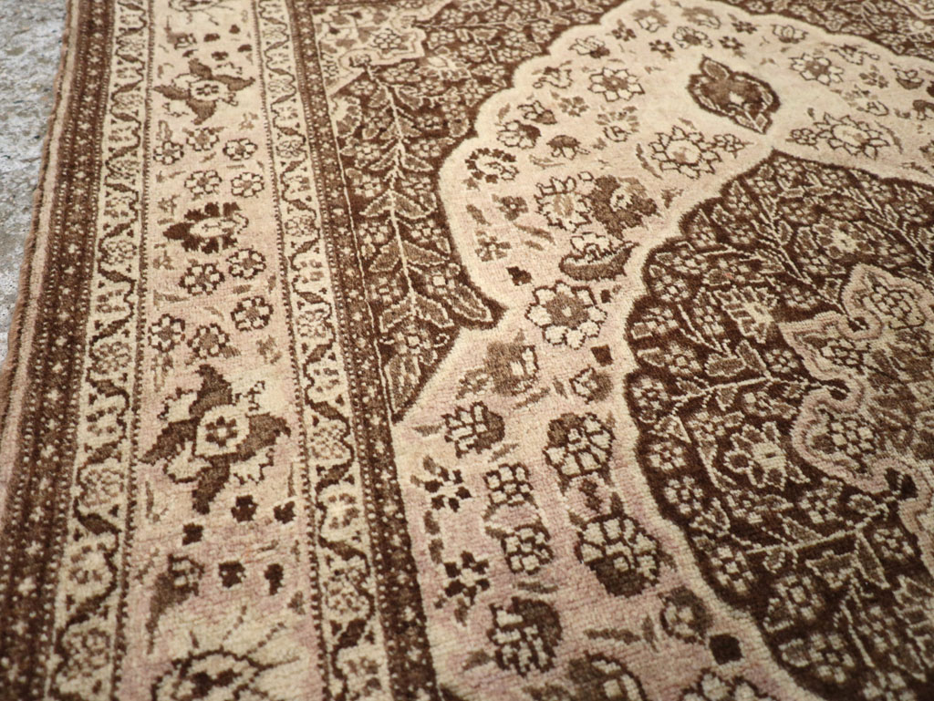 Antique Persian Tabriz Rug, No.13557 - Gss