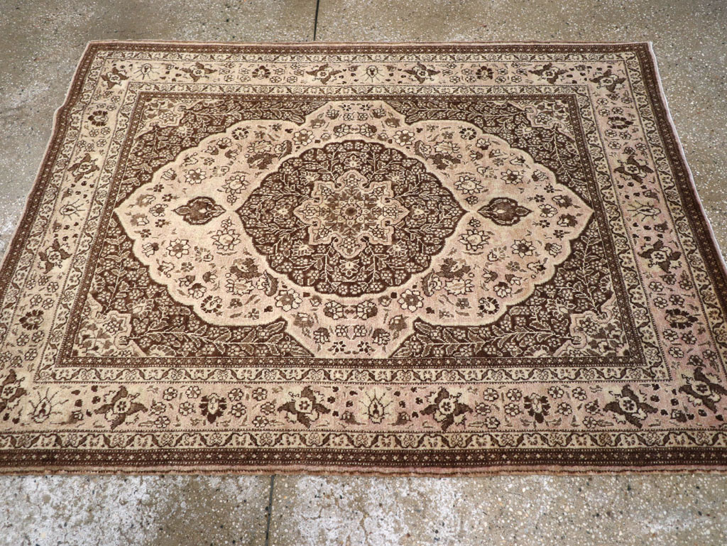 Antique Persian Tabriz Rug, No.13557 - Gss