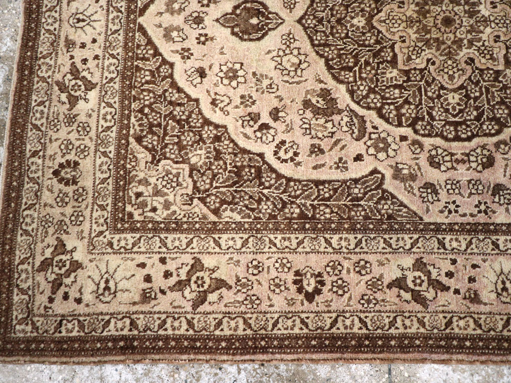 Antique Persian Tabriz Rug, No.13557 - Gss