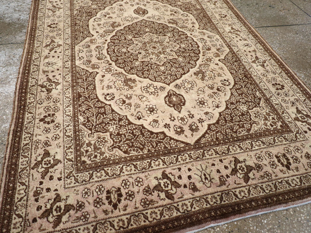 Antique Persian Tabriz Rug, No.13557 - Gss