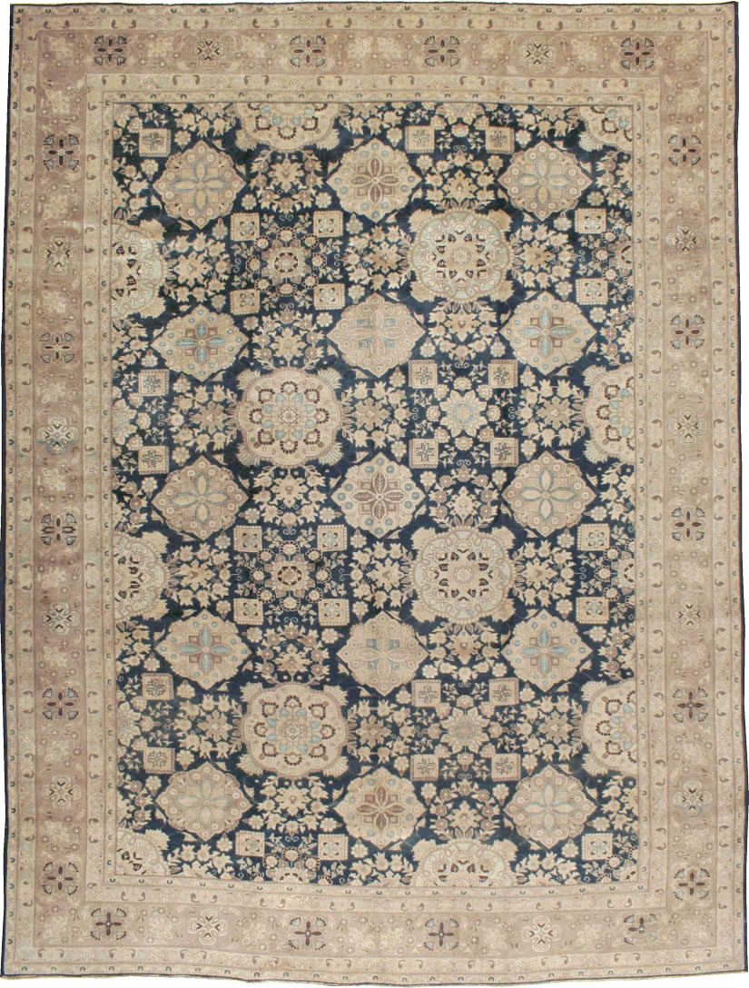 Antique Persian Tabriz Carpet, No.13641 - Gss