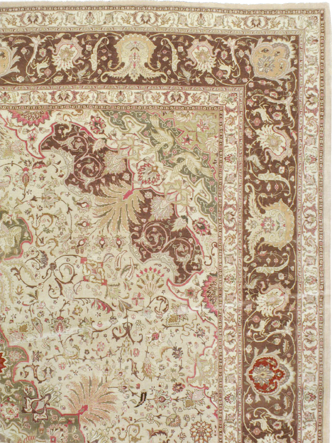 Antique Persian Tabriz Carpet, No.13660 - Gss