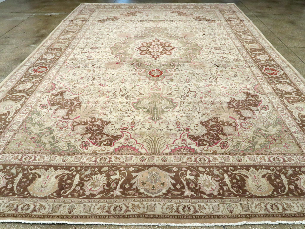Antique Persian Tabriz Carpet, No.13660 - Gss