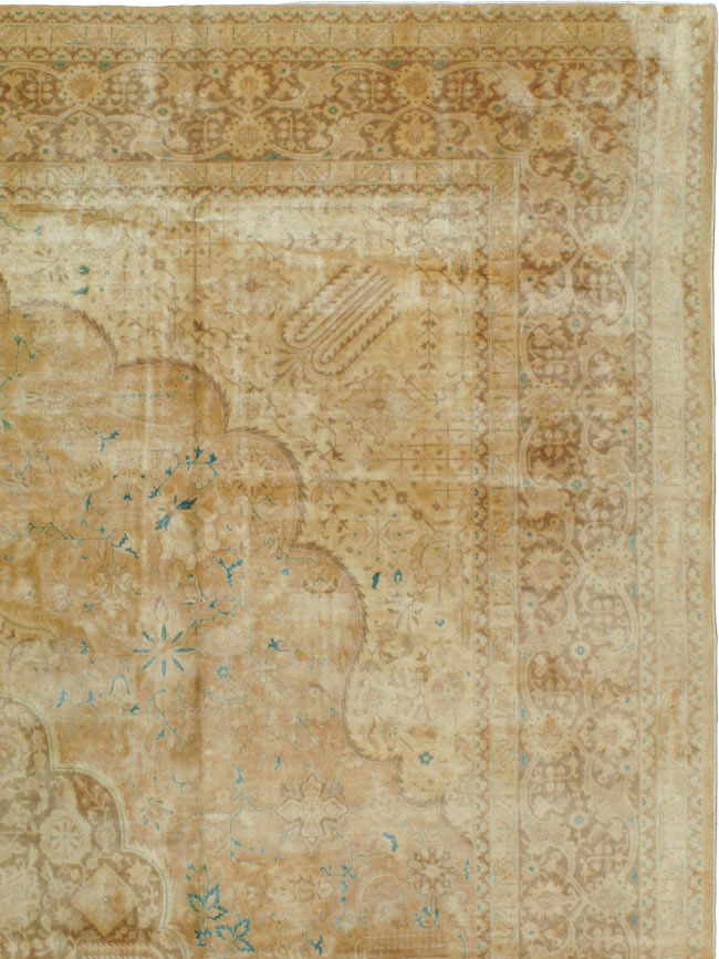 Vintage Persian Tabriz Carpet, No.13706 - Gss