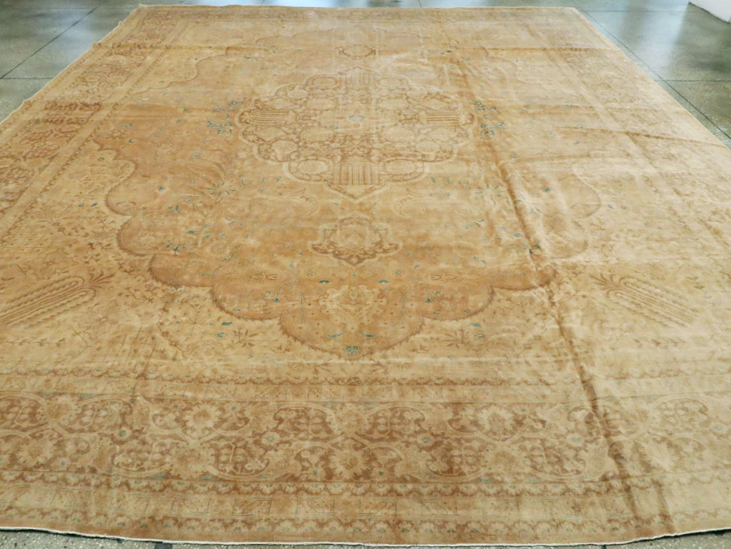 Vintage Persian Tabriz Carpet, No.13706 - Gss