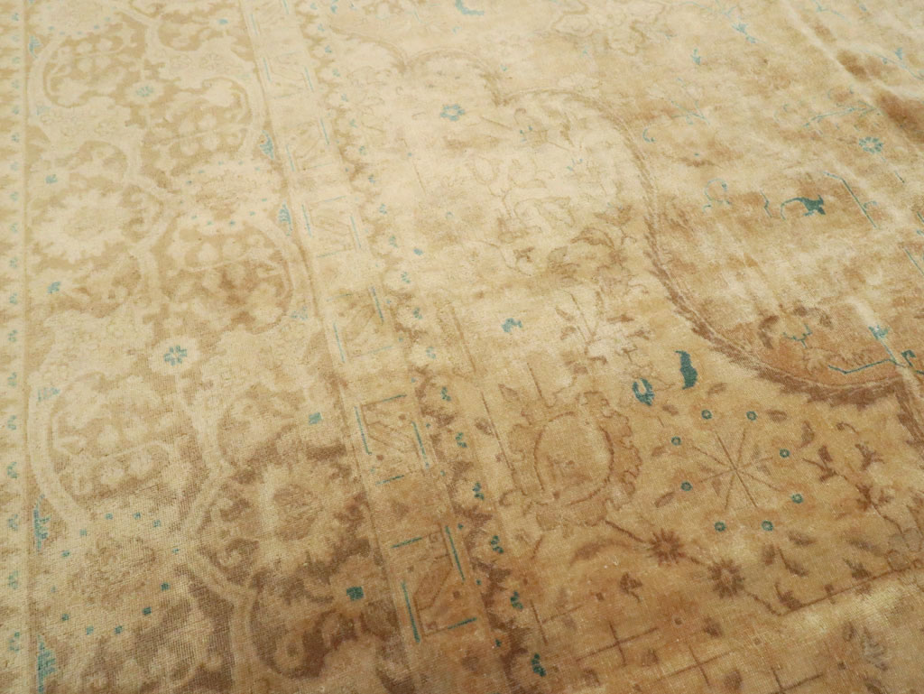 Vintage Persian Tabriz Carpet, No.13706 - Gss