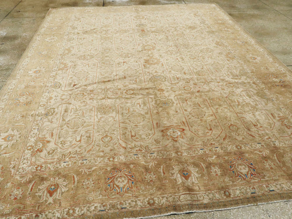 Vintage Persian Tabriz Carpet, No.13806 - Gss