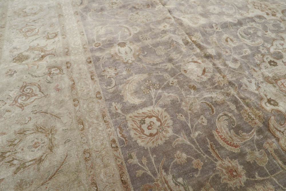 Vintage Persian Tabriz Carpet, No.13819 - Gss