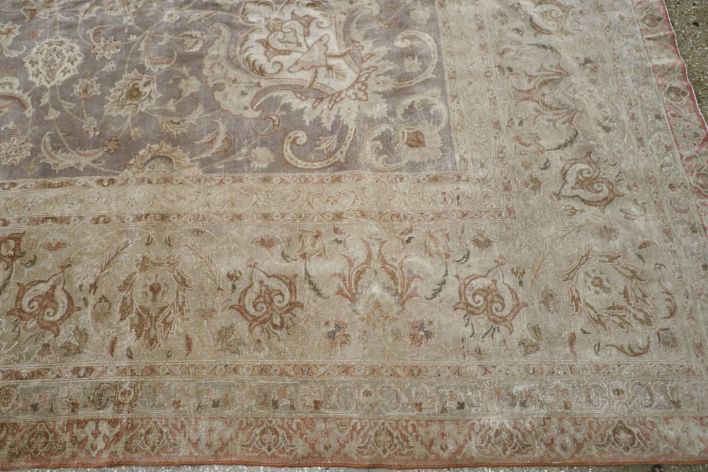 Vintage Persian Tabriz Carpet, No.13819 - Gss