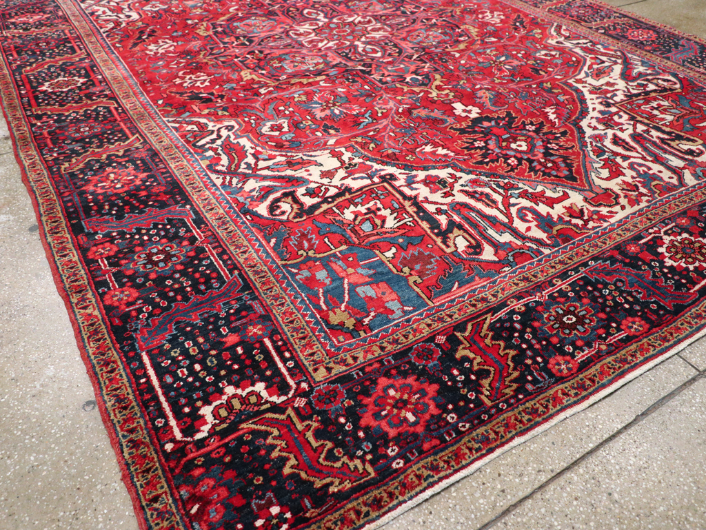 Vintage Persian Heriz Room Size Carpet, No.13870 - Gss