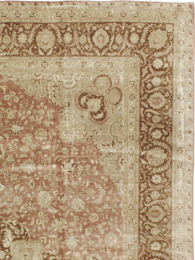 Vintage Persian Tabirz Carpet, No.13901 - Gss