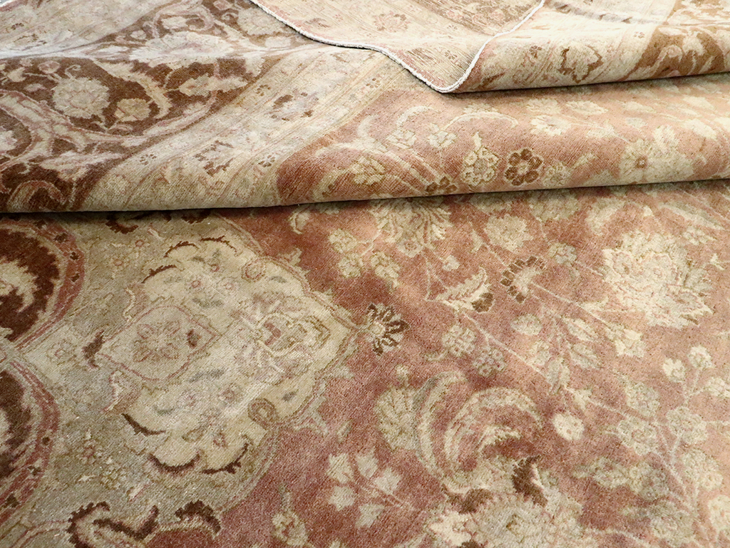 Vintage Persian Tabirz Carpet, No.13901 - Gss